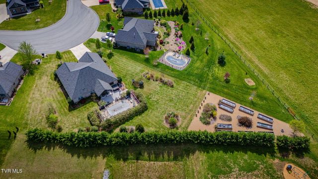 5144 Hester Court, Piney Flats, TN 37686