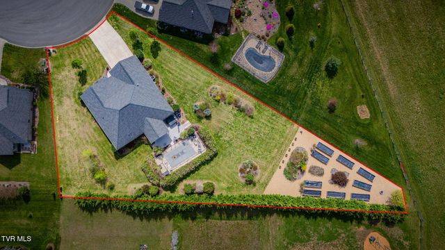 5144 Hester Court, Piney Flats, TN 37686
