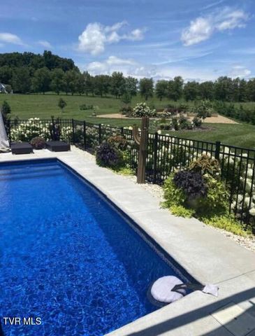 5144 Hester Court, Piney Flats, TN 37686