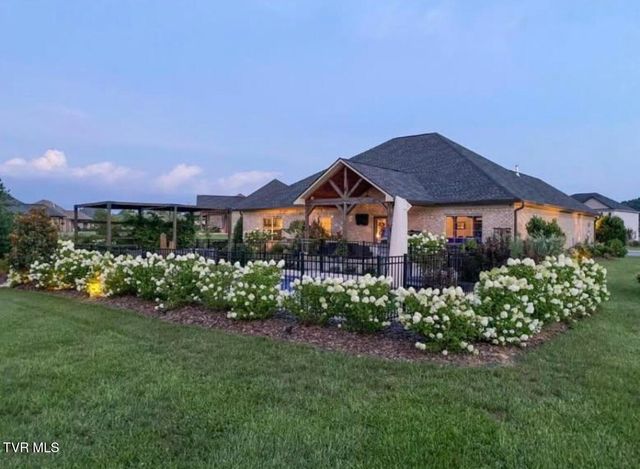 5144 Hester Court, Piney Flats, TN 37686