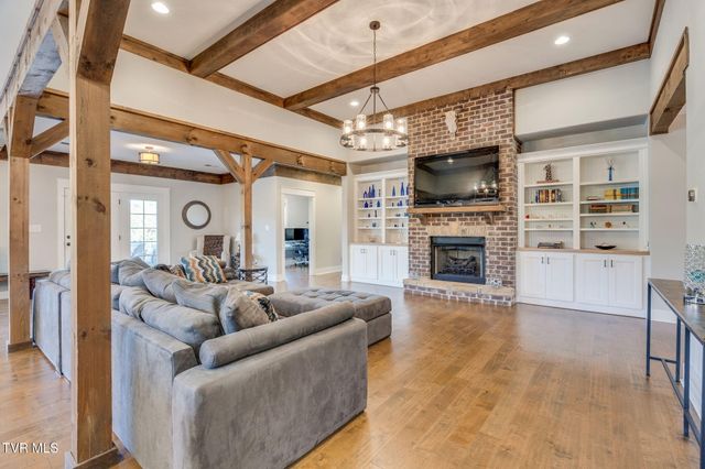 5144 Hester Court, Piney Flats, TN 37686