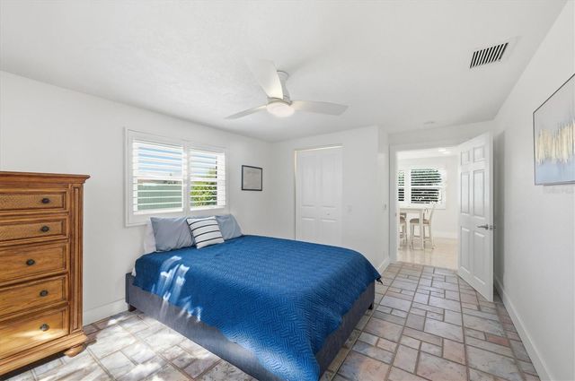 2090 PENNSYLVANIA AVENUE, Englewood, FL 34224