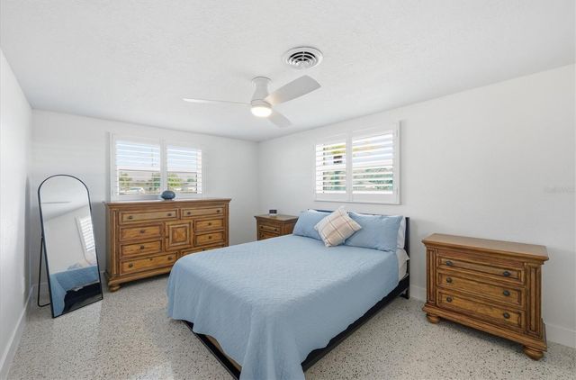 2090 PENNSYLVANIA AVENUE, Englewood, FL 34224