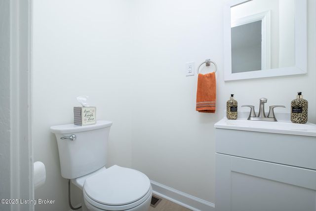 3126 Michael Dr, Louisville, KY 40220