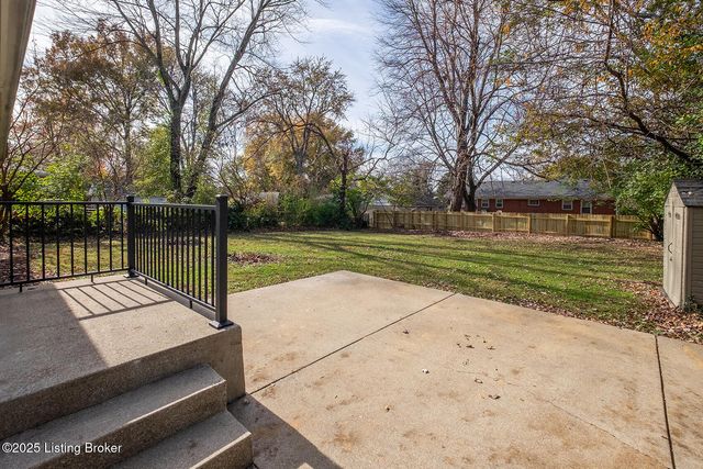 3126 Michael Dr, Louisville, KY 40220