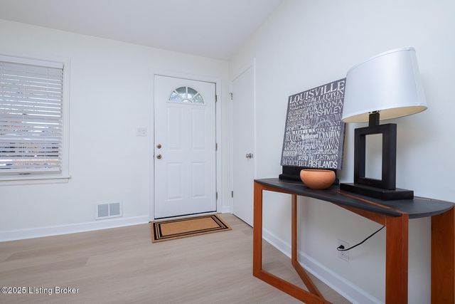 3126 Michael Dr, Louisville, KY 40220