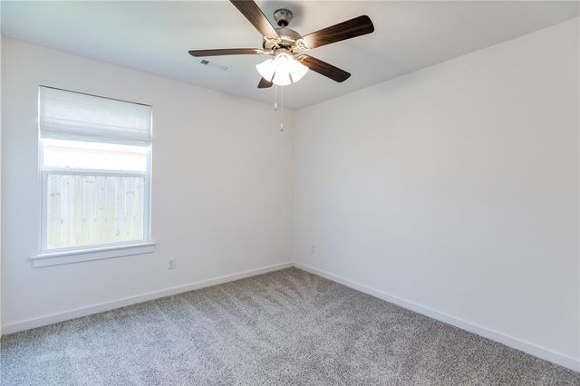 4423 W Canyon Run Drive, Fayetteville, AR 72704
