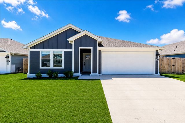 4423 W Canyon Run Drive, Fayetteville, AR 72704