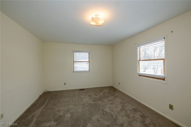 1775 Glenwood Drive, Twinsburg, OH 44087