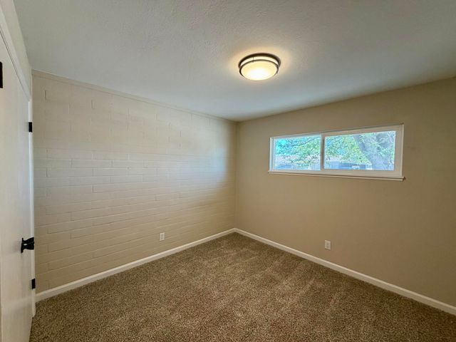 1325 Elfego Baca Drive SW, Albuquerque, NM 87121