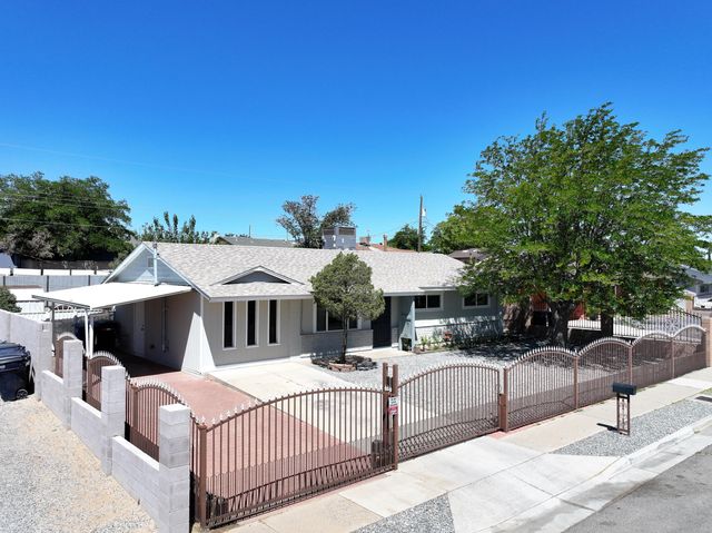 1325 Elfego Baca Drive SW, Albuquerque, NM 87121