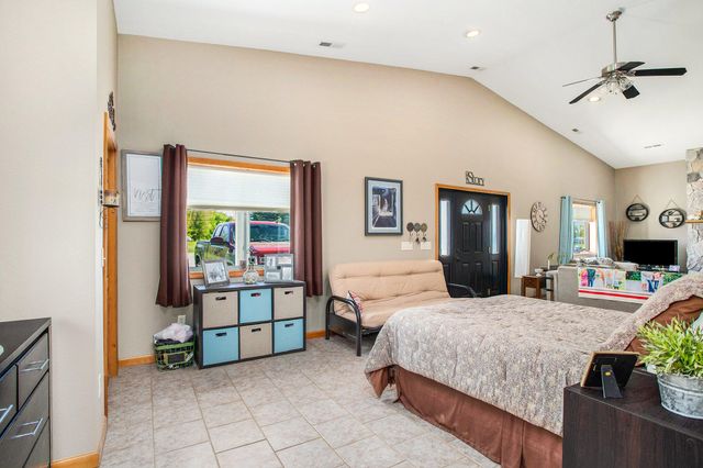 390 Iyopawa Road, Coldwater, MI 49036