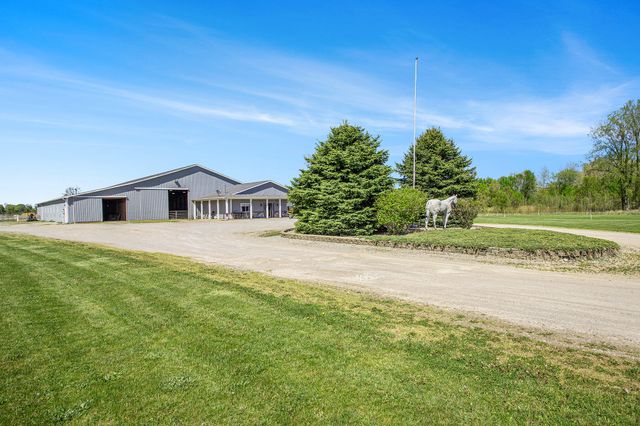 390 Iyopawa Road, Coldwater, MI 49036
