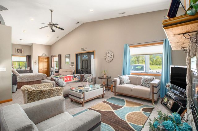 390 Iyopawa Road, Coldwater, MI 49036