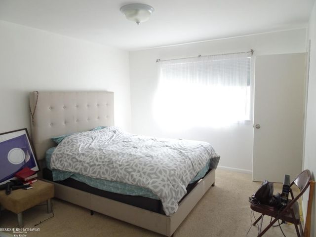 28014 Lorraine Avenue, Warren, MI 48093