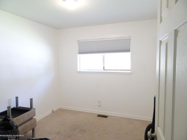 28014 Lorraine Avenue, Warren, MI 48093