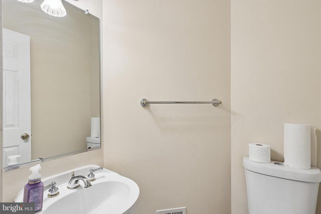 7809 VANITY FAIR DR, Greenbelt, MD 20770