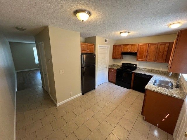 620 Castlegate Dr, Nashville, TN 37217