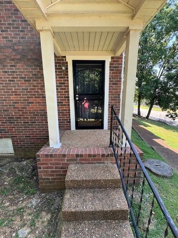 620 Castlegate Dr, Nashville, TN 37217