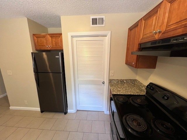 620 Castlegate Dr, Nashville, TN 37217