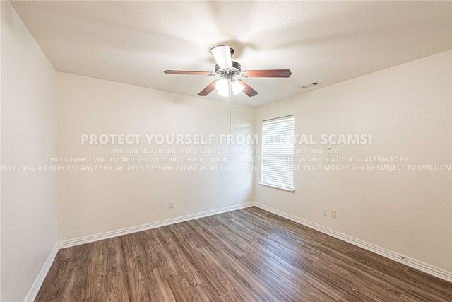 1689 N Oakhaven Place, Fayetteville, AR 72704