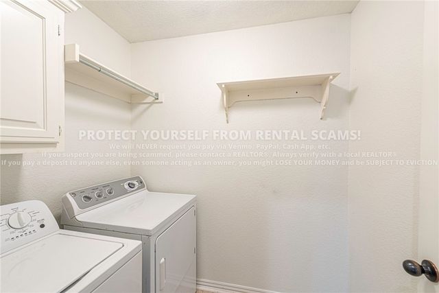 1689 N Oakhaven Place, Fayetteville, AR 72704