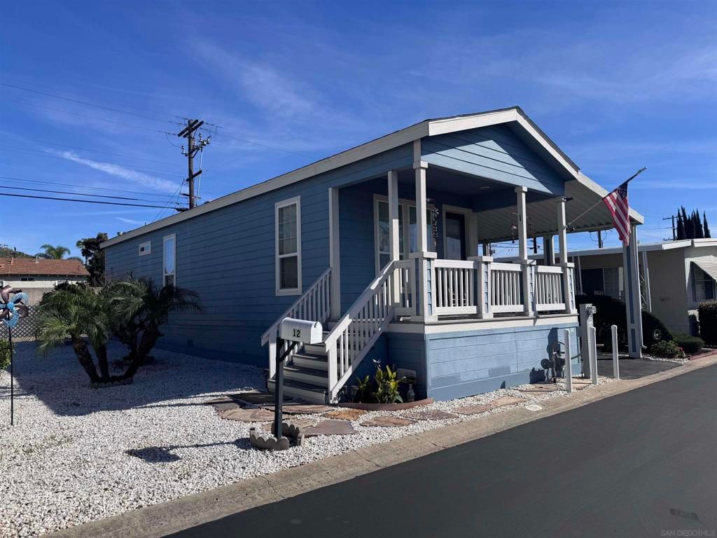 Image 2 of property listing at 450 E Bradley Ave 12, El Cajon, CA 92021