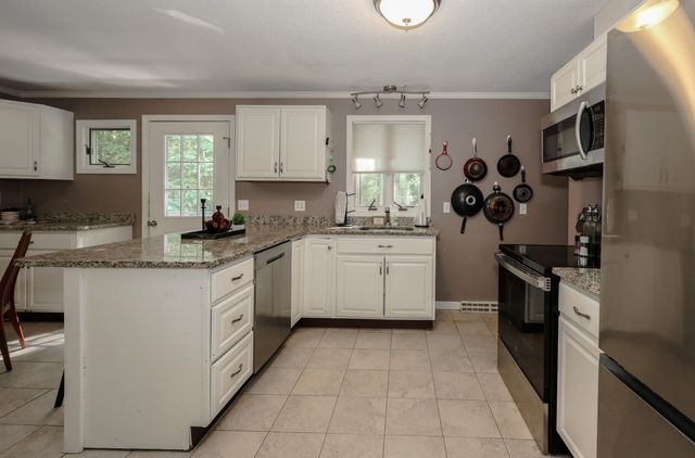 105 Kilrea Road, Derry, NH 03038
