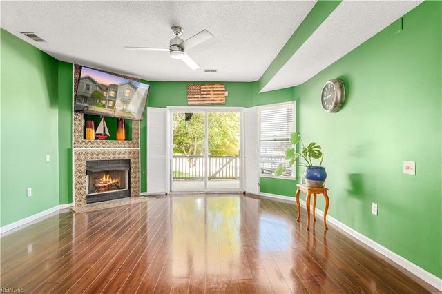 1024 High Dunes Quay Apt 101, Hampton, VA 23664