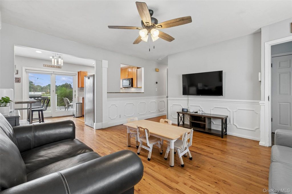 67 Deer Lake Drive, North Babylon, NY 11703 — photo 4