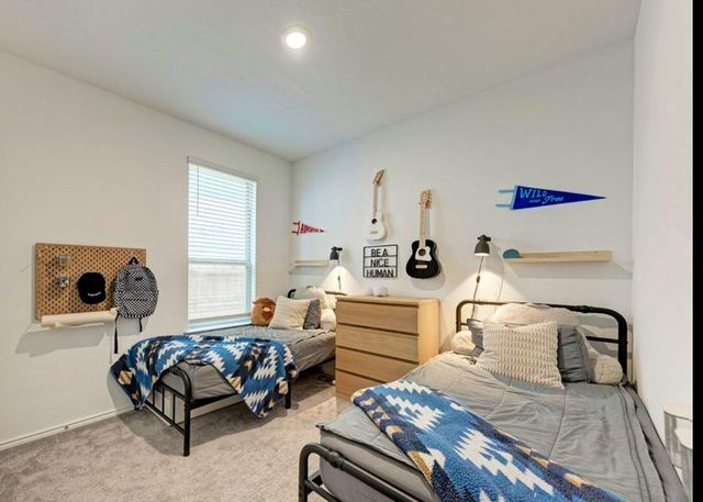 112 Bennington DR, Liberty Hill, TX 78642