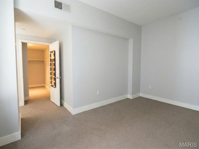 300 N Broadway 804, St Louis, MO 63102