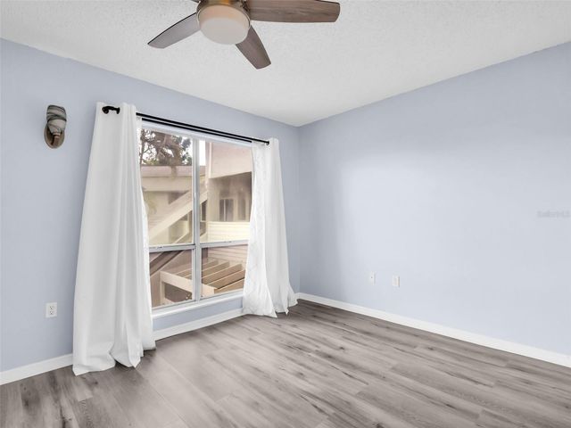 622 WINDRUSH BAY DRIVE Bldg K, Tarpon Springs, FL 34689