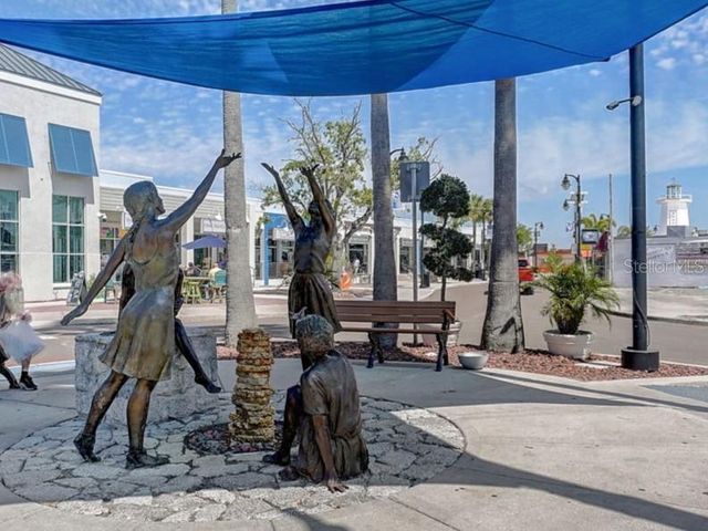 622 WINDRUSH BAY DRIVE Bldg K, Tarpon Springs, FL 34689