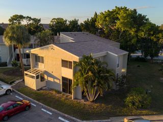 622 WINDRUSH BAY DRIVE Bldg K, Tarpon Springs, FL 34689