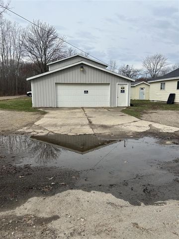 3078 Sandy Beach Street, Wayland, MI 49348