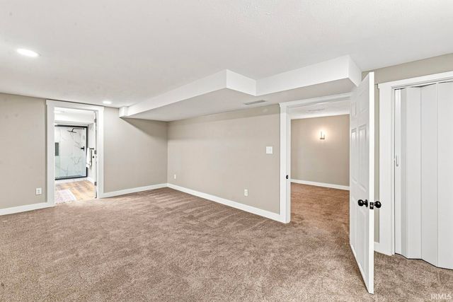 15747 Wagon Wheel N, Granger, IN 46530