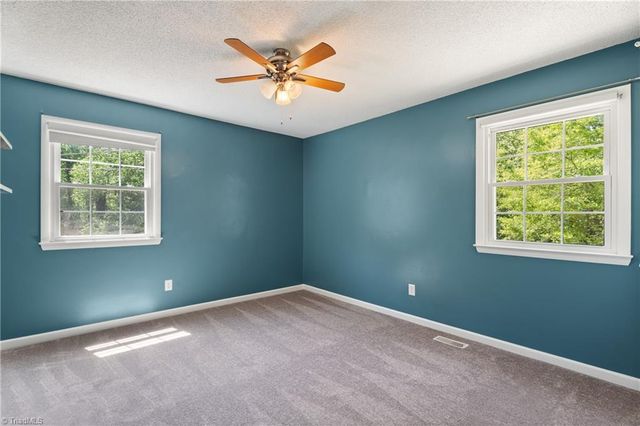 606 Merriweather Drive, King, NC 27021