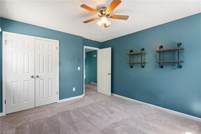 606 Merriweather Drive, King, NC 27021
