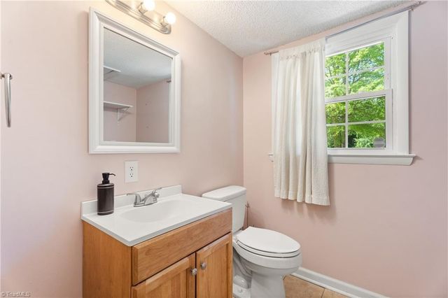 606 Merriweather Drive, King, NC 27021