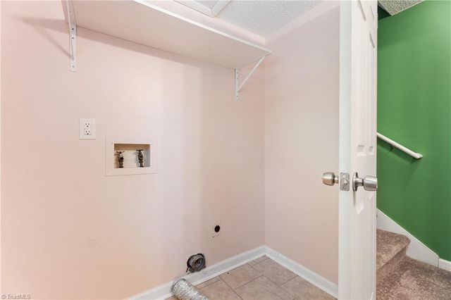 606 Merriweather Drive, King, NC 27021