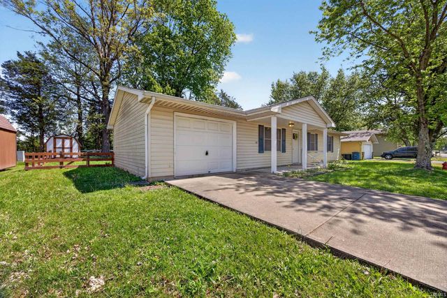 126 Hel Mar Drive, Mitchell, IN 47446