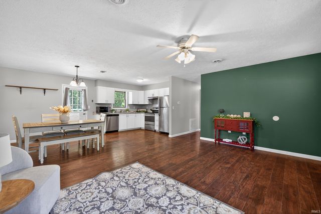 126 Hel Mar Drive, Mitchell, IN 47446