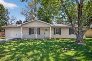 126 Hel Mar Drive, Mitchell, IN 47446