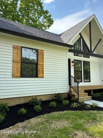 3008 New Moody Ln, La Grange, KY 40031