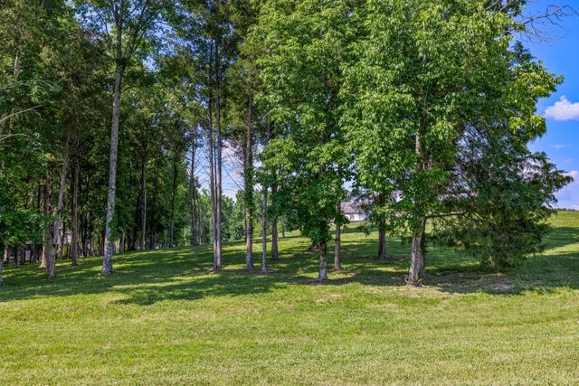 7266 Harlow Dr, College Grove, TN 37046