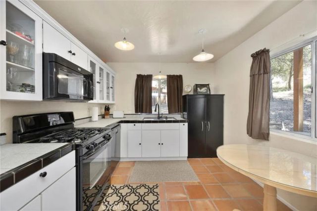 2520 Basel Court, Pine Mountain Club, CA 93222