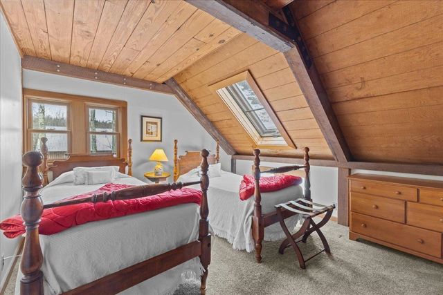 1701 Cleveland Corners Road, Hyde Park, VT 05655