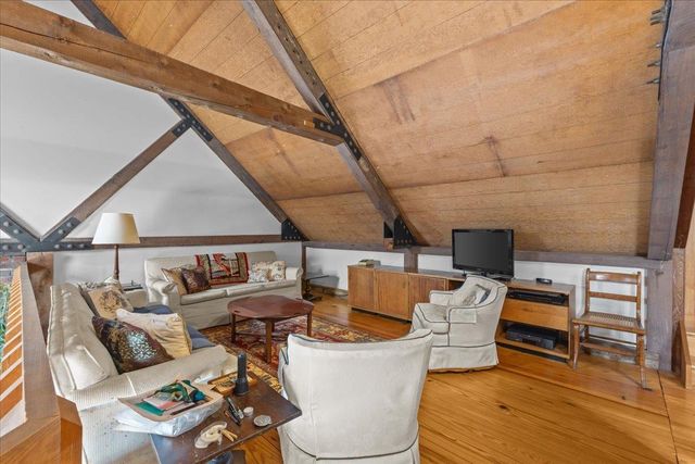 1701 Cleveland Corners Road, Hyde Park, VT 05655