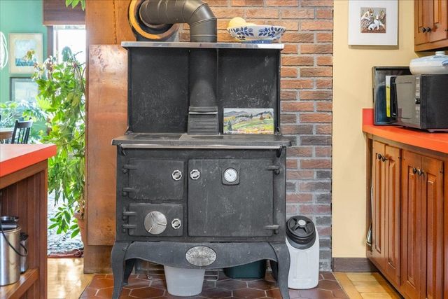 1701 Cleveland Corners Road, Hyde Park, VT 05655